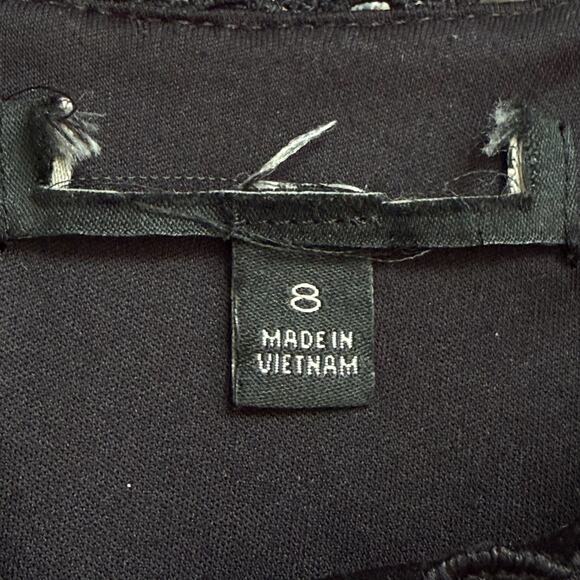 Banana Republic Black Bell Sleeve Dress Lace Trim A-Line Size 8 - Picture 10 of 11